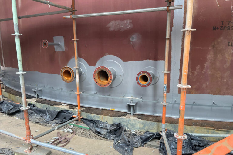 external sandblasting protective coating & scaffolding of storage tank Netherlands