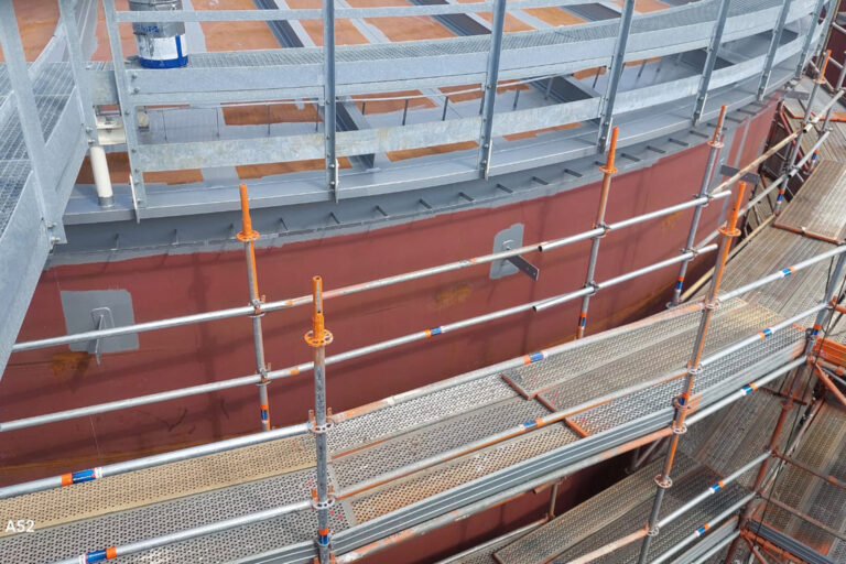 external sandblasting protective coating & scaffolding of storage tank Netherlands