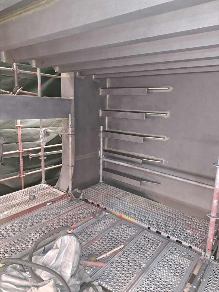 internal tank sandblasting & protective coating-ship repair works